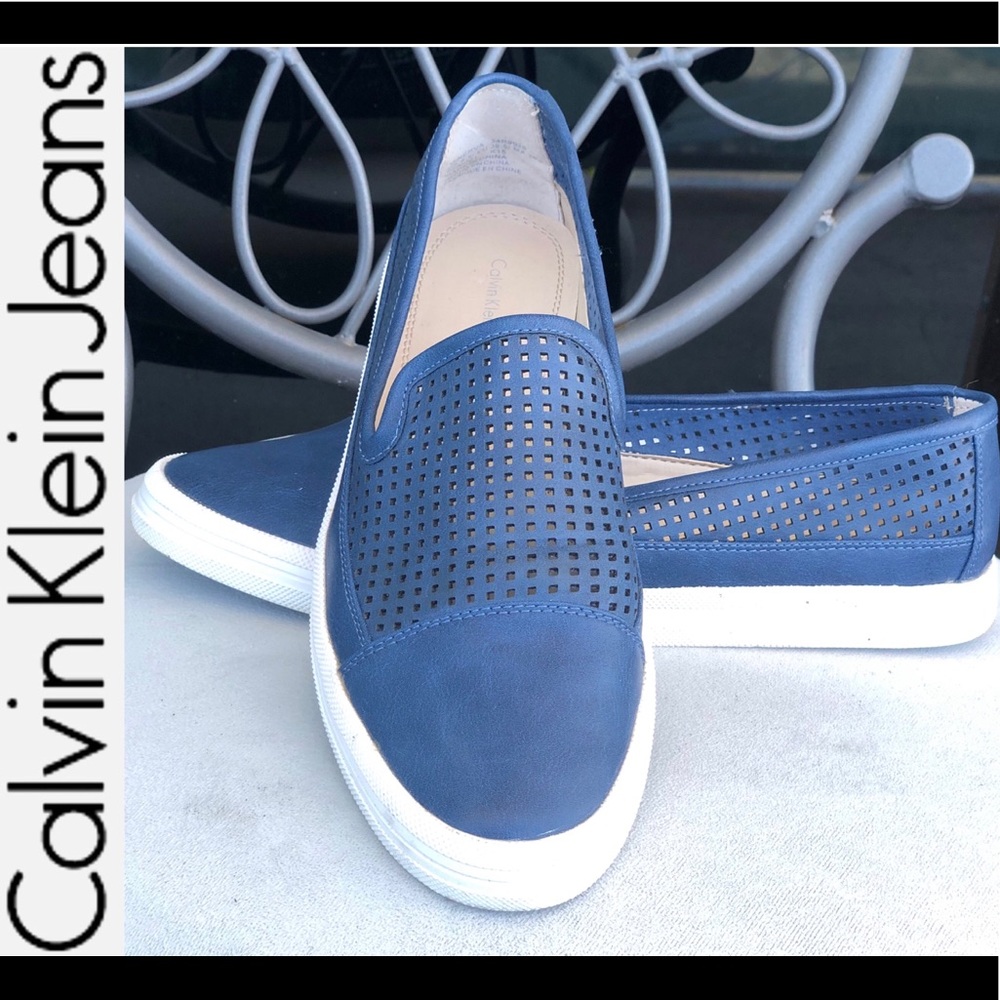 Calvin Klein Minerva Leather Sneaker / SlipOn Shoe